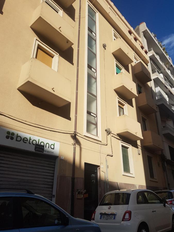 Milhouse Bed & Breakfast Cagliari Ngoại thất bức ảnh